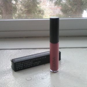 Full size Zoeva liquid lipstick